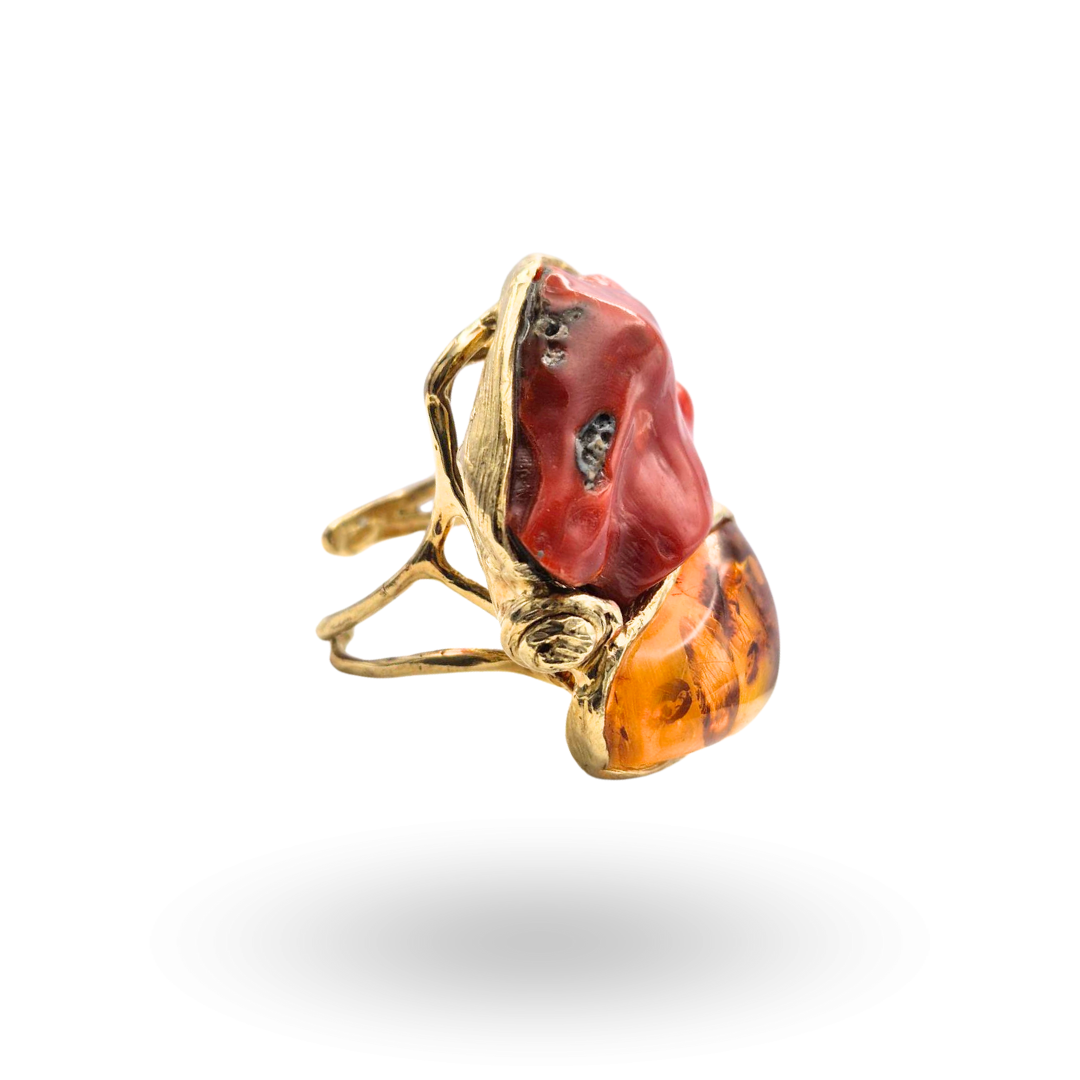 Anello in Argento 925 dorato con sasso di Corallo rosso Mediterraneo e Ambra