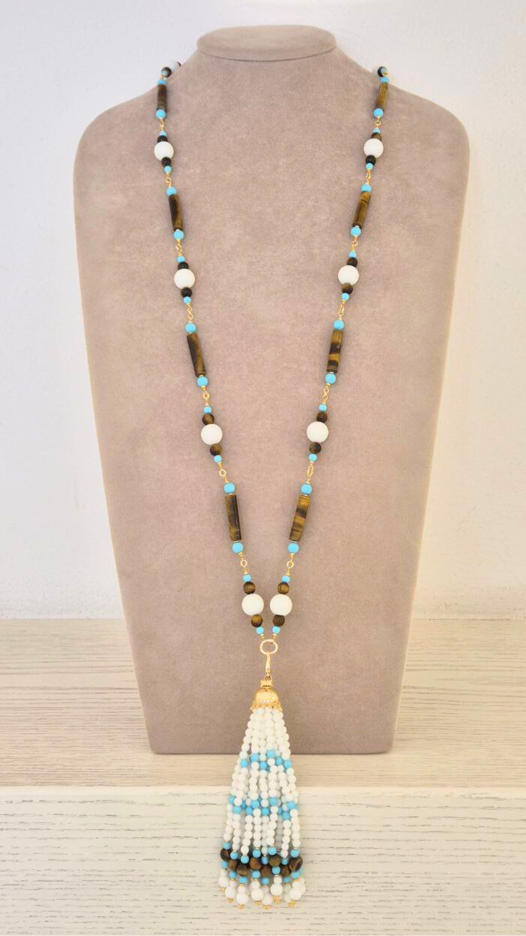 Collana in Pietre Naturali ammagliata completamente a mano, in Argento 925 dorato, con Agata Bianca, Occhio di Tigre e Pasta di Turchese