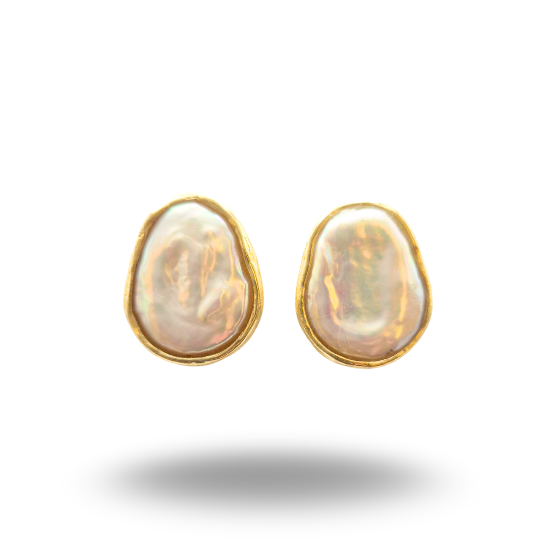Orecchini in Argento 925 dorato effetto graffiato, con Perle coltivate d'acqua dolce, chiusura con clips e perno