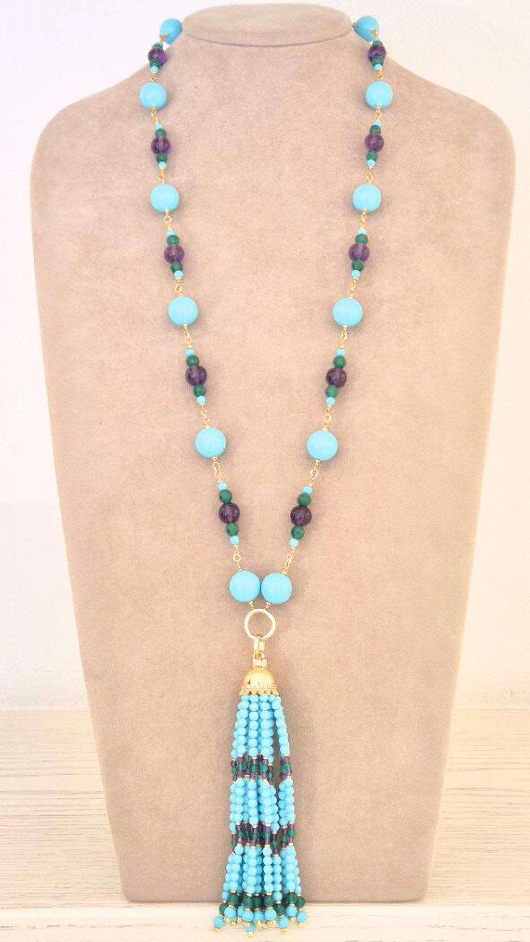Collana in Pietre Naturali ammagliata completamente a mano, in Argento 925 dorato, con Pasta di Turchese, Giada e Ametista