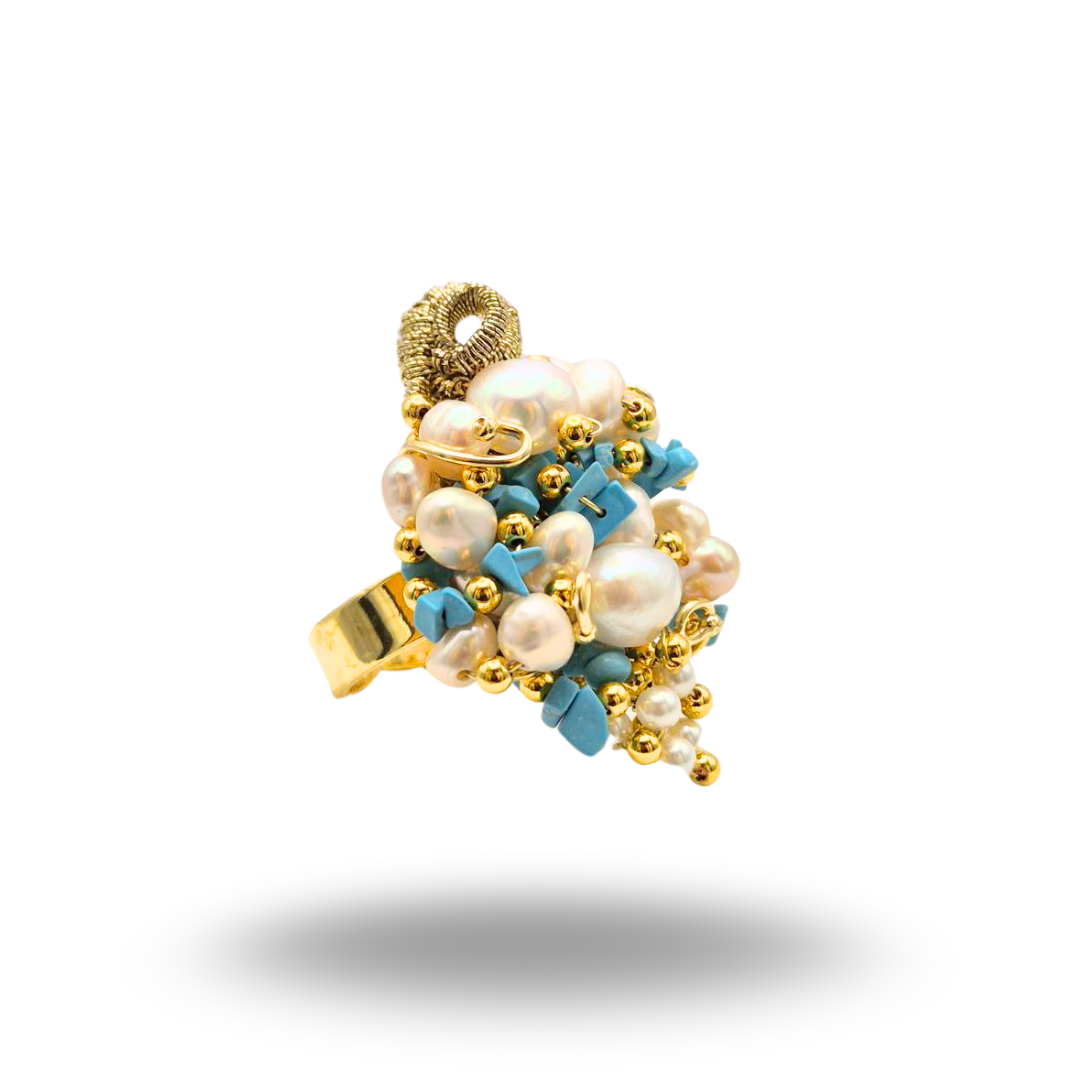 Anello a grappolo in Argento 925 dorato con con Turchese e Perle. Misura regolabile