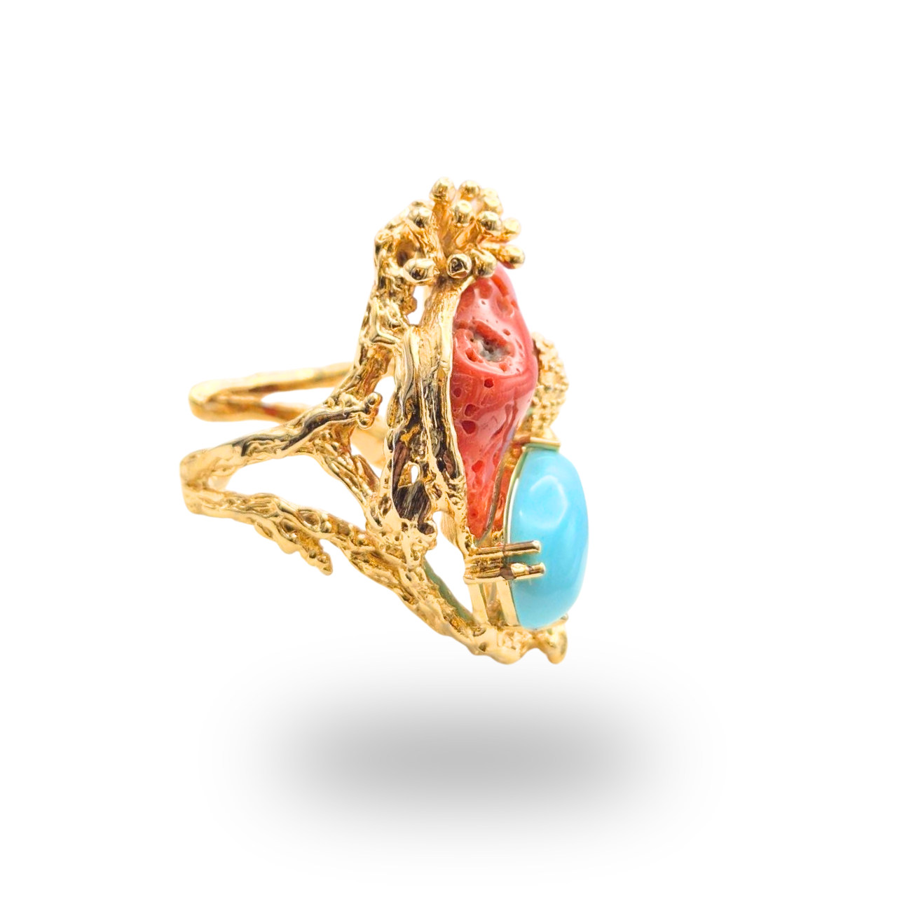 Anello in Bronzo dorato in tema marino con Pasta di Turchese e sasso di Corallo rosso Mediterraneo