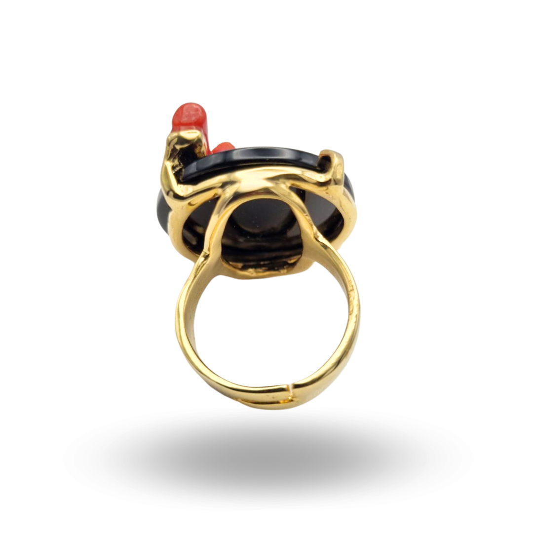 Anello in Argento 925 dorato con Piastra in Onice e rametti di Corallo rosso Mediterraneo