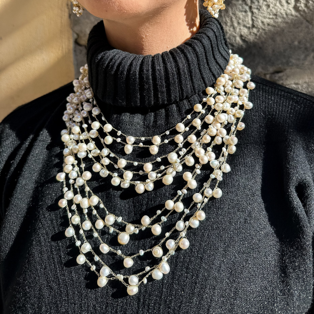 Collana multifilo con Perle coltivate intrecciate a mano