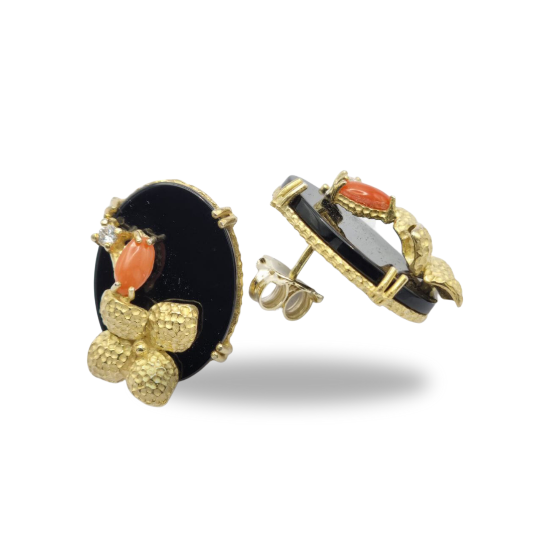 Boucles d'oreilles en argent 925 plaqué or avec fleur sur plaque ovale en onyx et corail