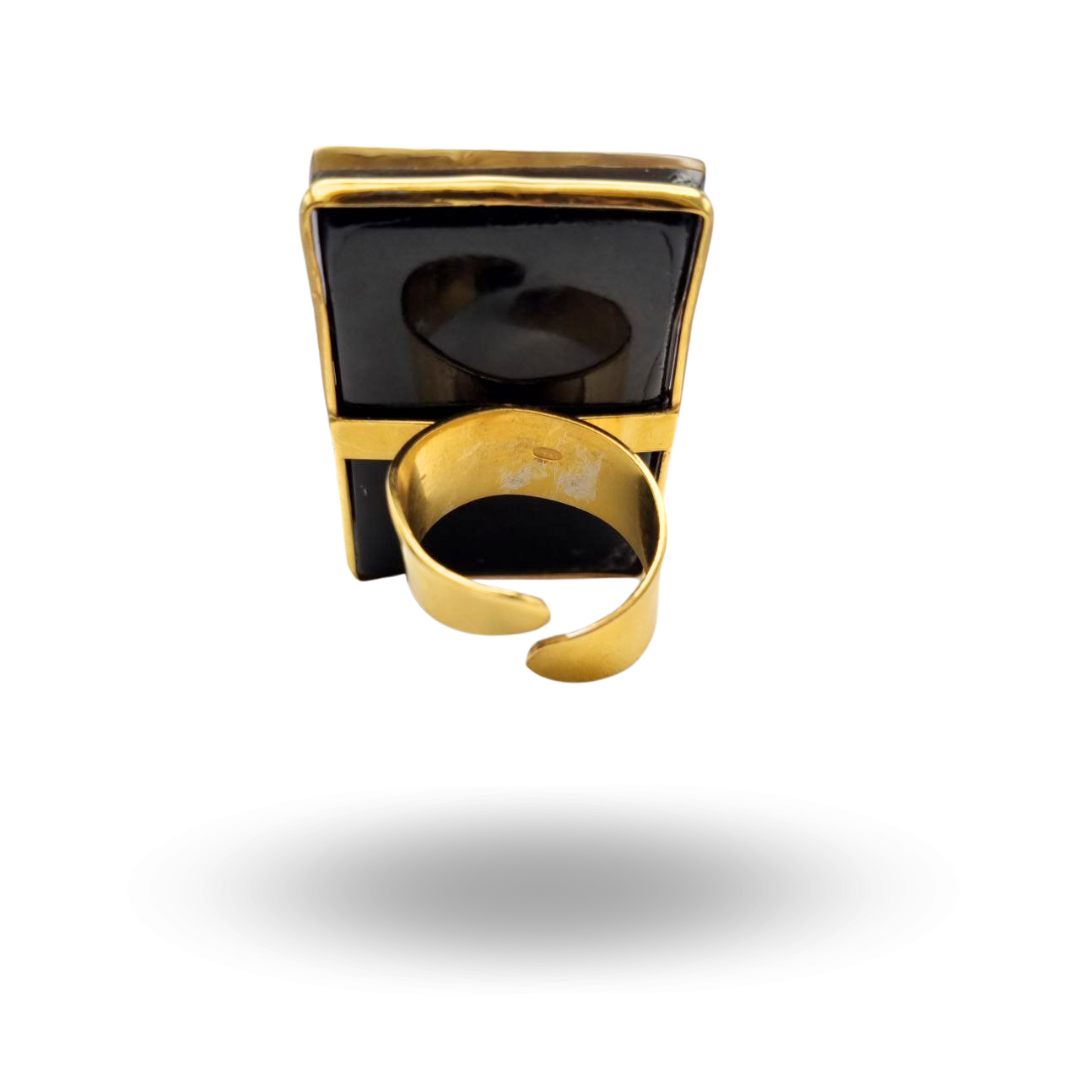 Anello in Argento 925 dorato con piastra rettangolare in Corno e spola ovale in Pasta di Turchese