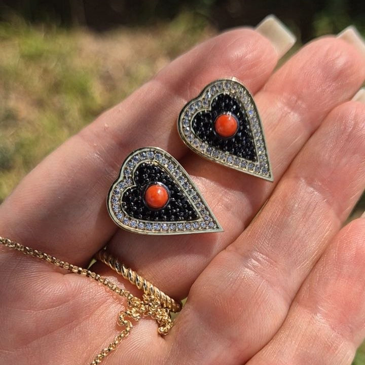 Orecchini in Argento 925 dorato a Cuore con Quarzi e spola in Corallo rosso