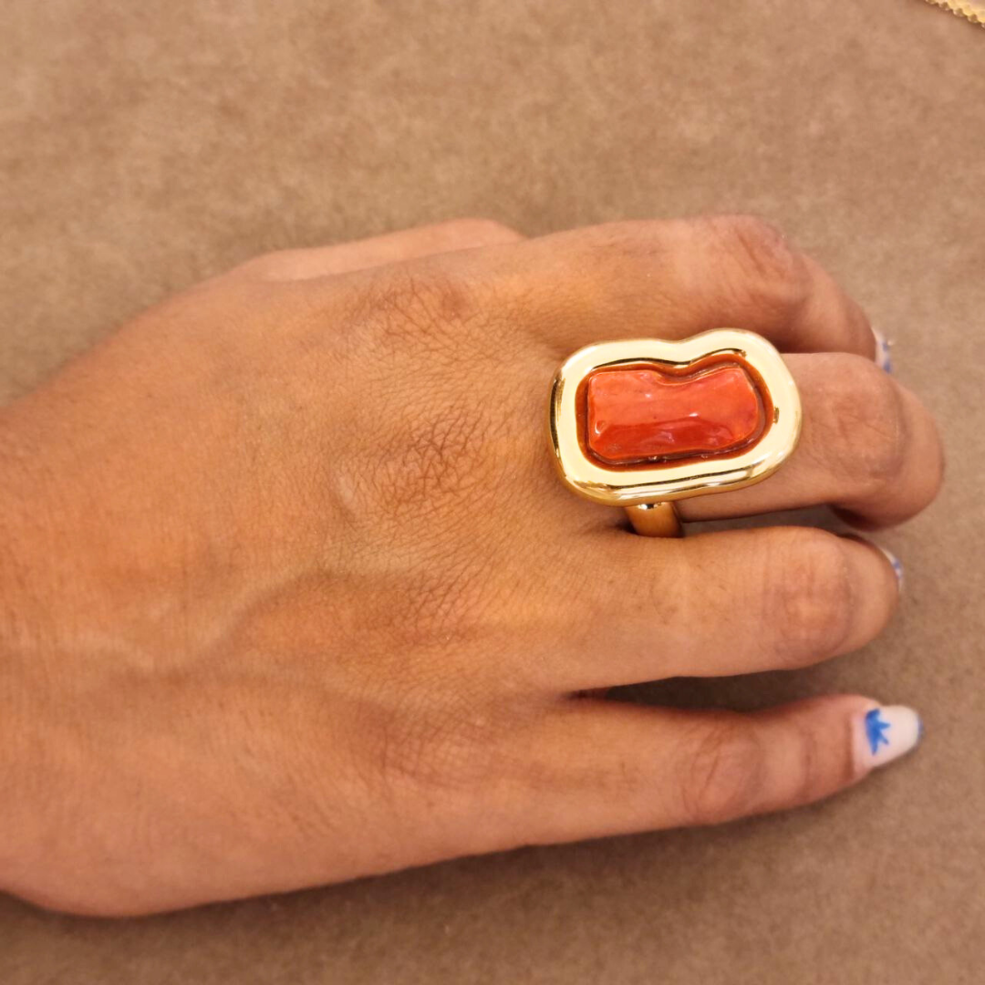 Anello in Argento 925 dorato tubolare con sasso di Corallo rosso Mediterraneo