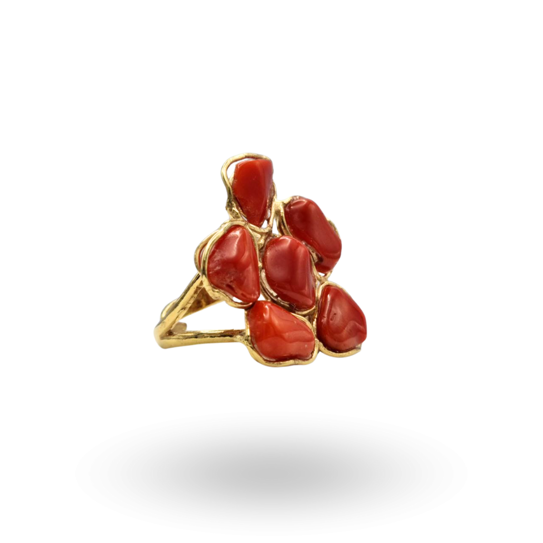Anello in Argento 925 dorato con sei sassi di Corallo rosso Mediterraneo a forma di fiore