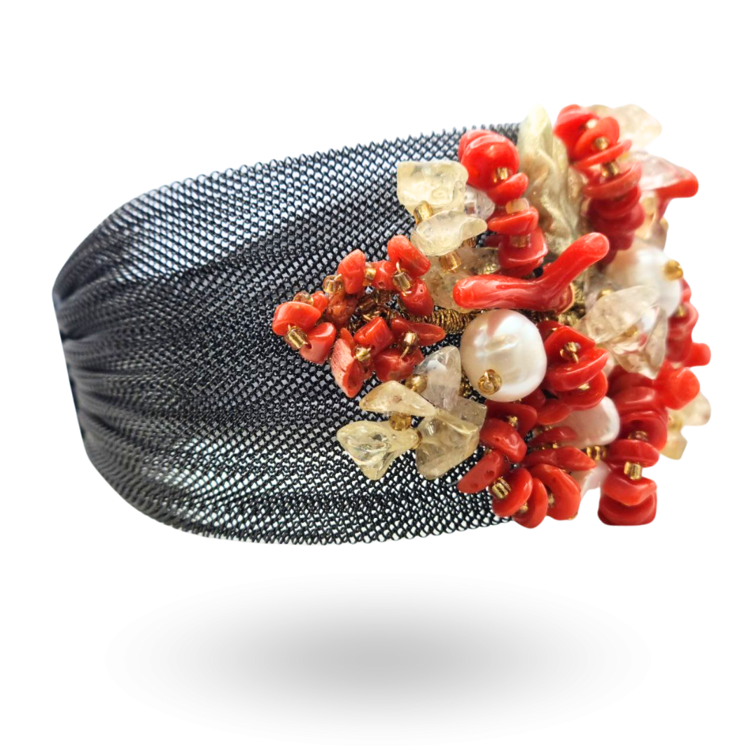 Bracciale a grappolo con maglia a rete in Acciaio black con Corallo rosso Mediterraneo, Perle, Quarzo cetrino e Pietre naturali