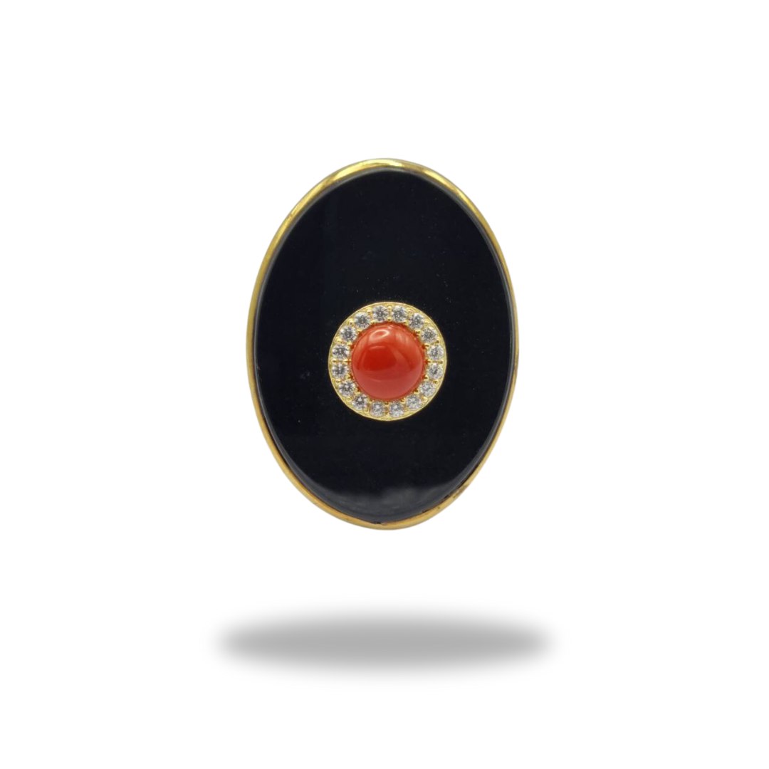 Ring in golden 925 silver with oval plate in onyx and coral