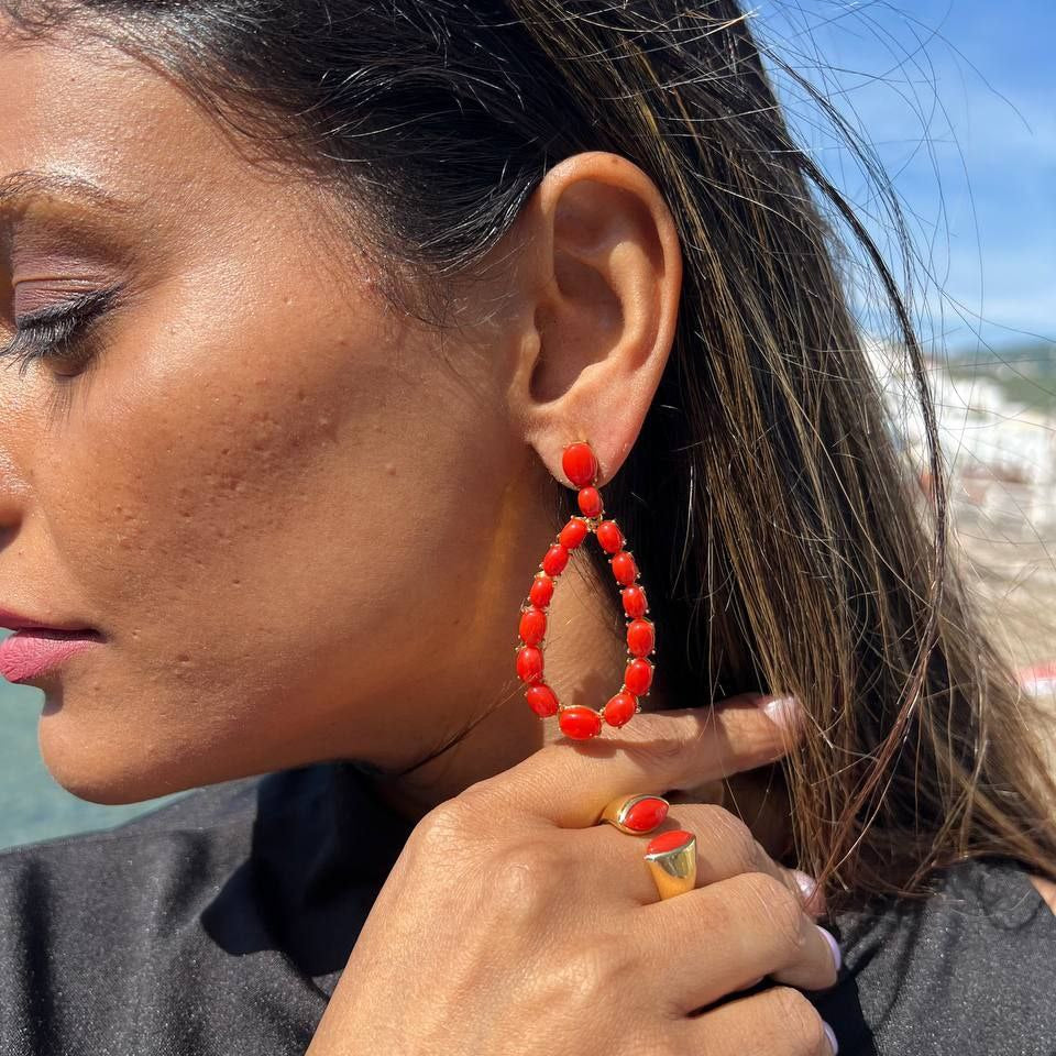 Orecchini in Argento 925 dorato a gocce aperte grandi con spole in Corallo rosso Mediterraneo