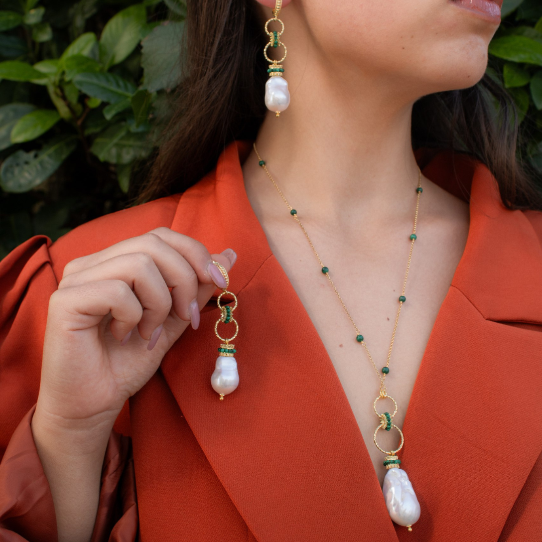 Collana in Argento 925 dorato con Perla Scaramazza e coroncine in Malachite