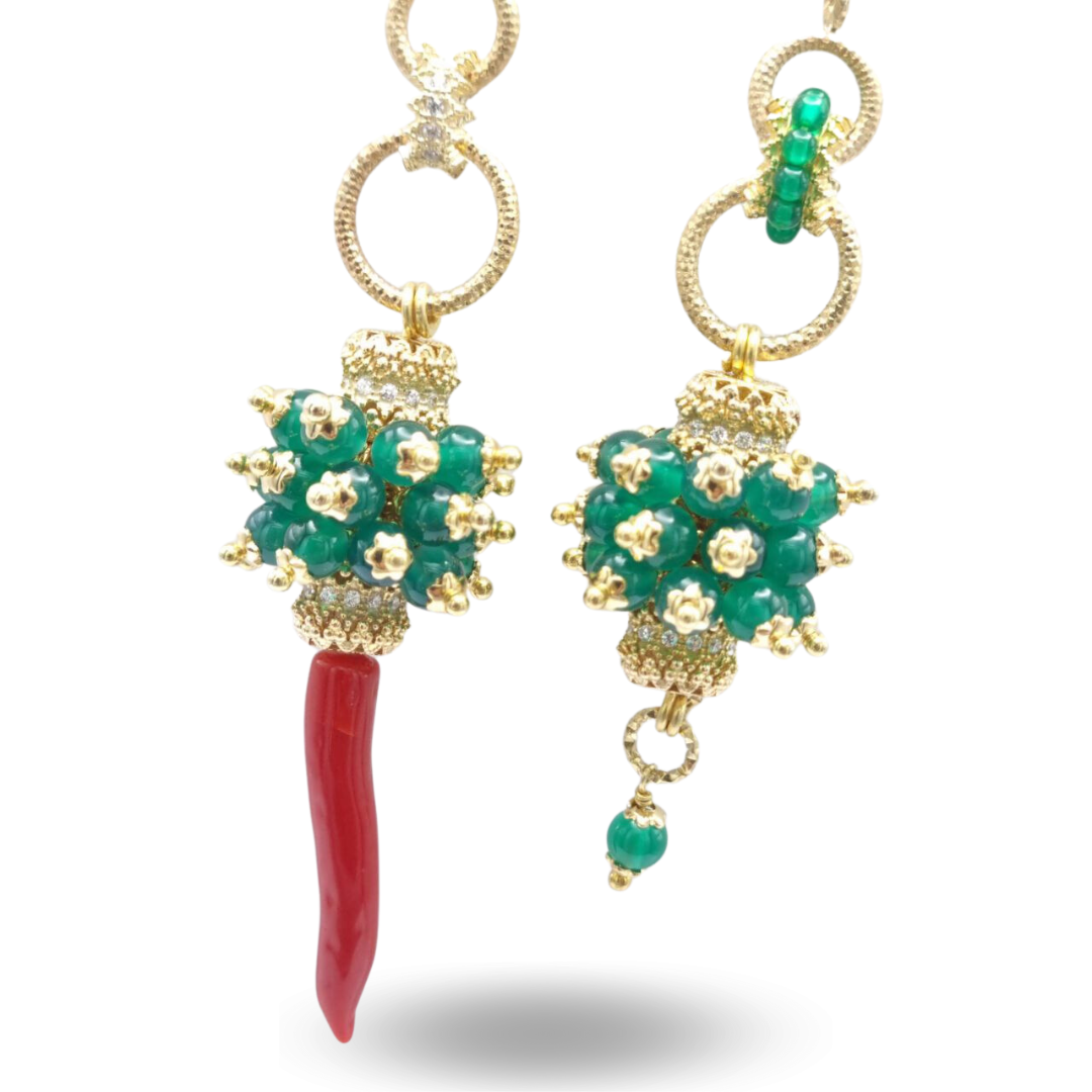 Boucles d'oreilles en argent 925 plaqué or avec corne de corail et touffes de jade