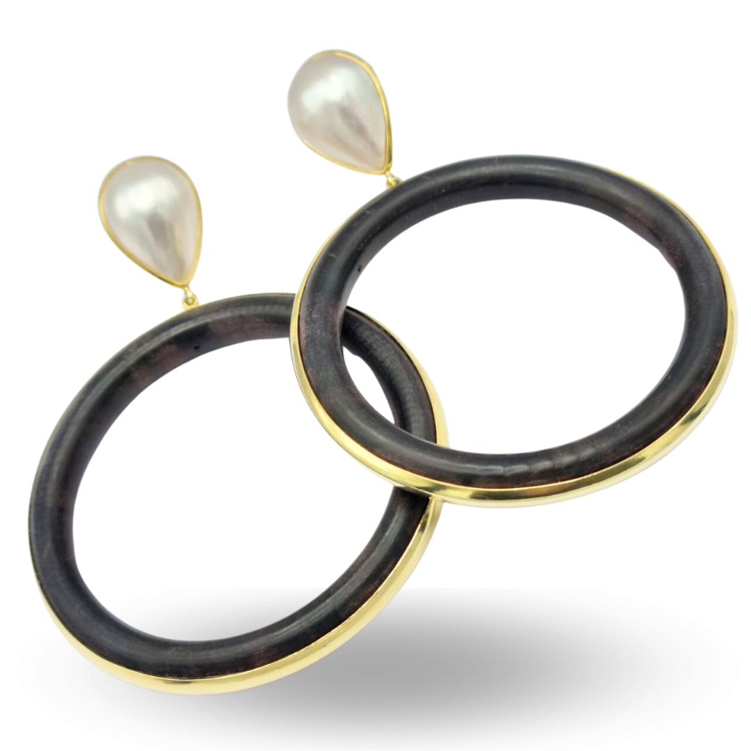 Orecchini in Argento 925 dorato con cerchi in Ebano e Perle