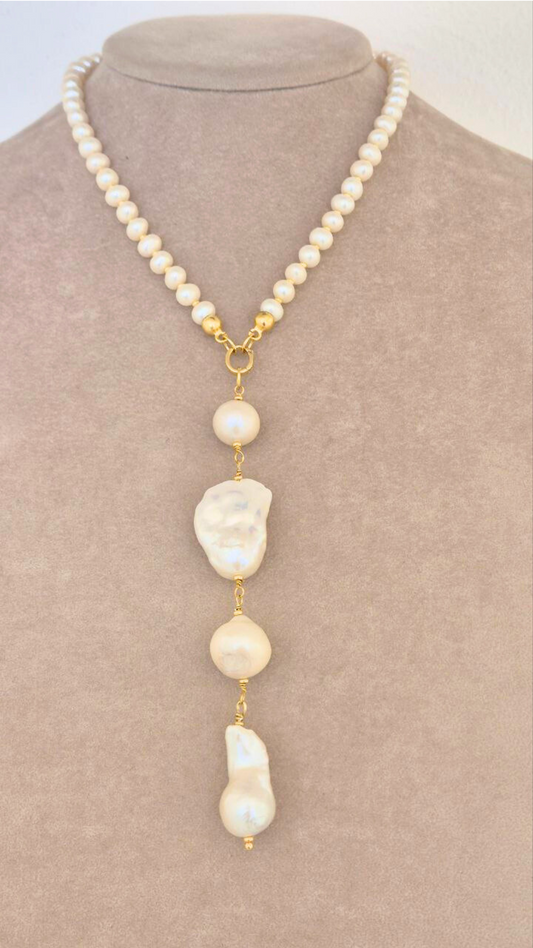 Collana con Perle d'acqua dolce con pendente in Perle Scaramazze e Barocche