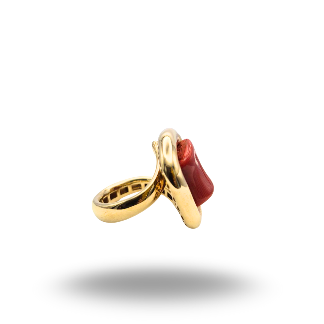 Anello in Argento 925 dorato tubolare con sasso di Corallo rosso Mediterraneo