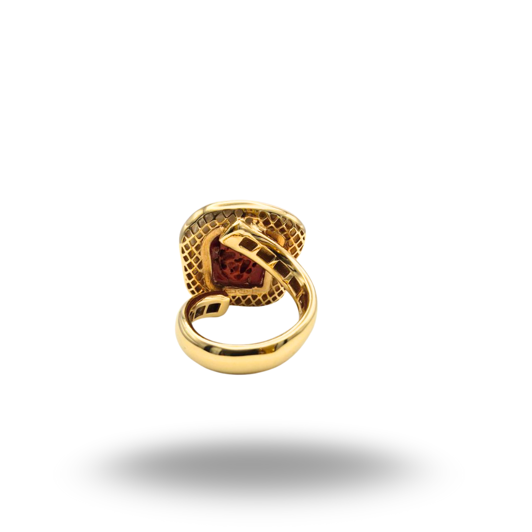 Anello in Argento 925 dorato tubolare con sasso di Corallo rosso Mediterraneo