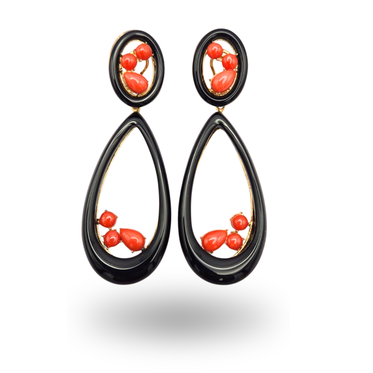 Orecchini in Argento 925 dorato pendenti con goccia aperta in Onice e 12 spole di Corallo rosso