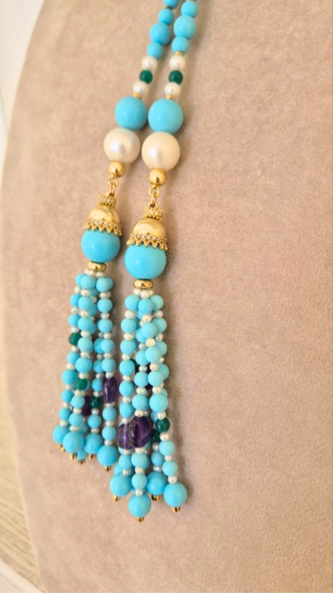 Collana in Pietre Naturali con Pasta di Turchese, Ametista, Giada e Perle, montata in Argento 925 dorato