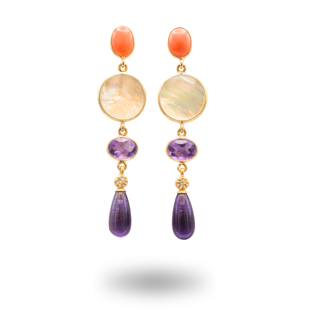 Orecchini in Argento 925 dorato con Corallo, Madreperla e Ametista con goccia finale