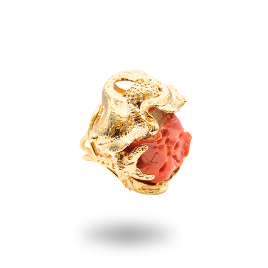 Anello in Bronzo dorato con sasso di Corallo rosso Mediterraneo e tema alghe marine