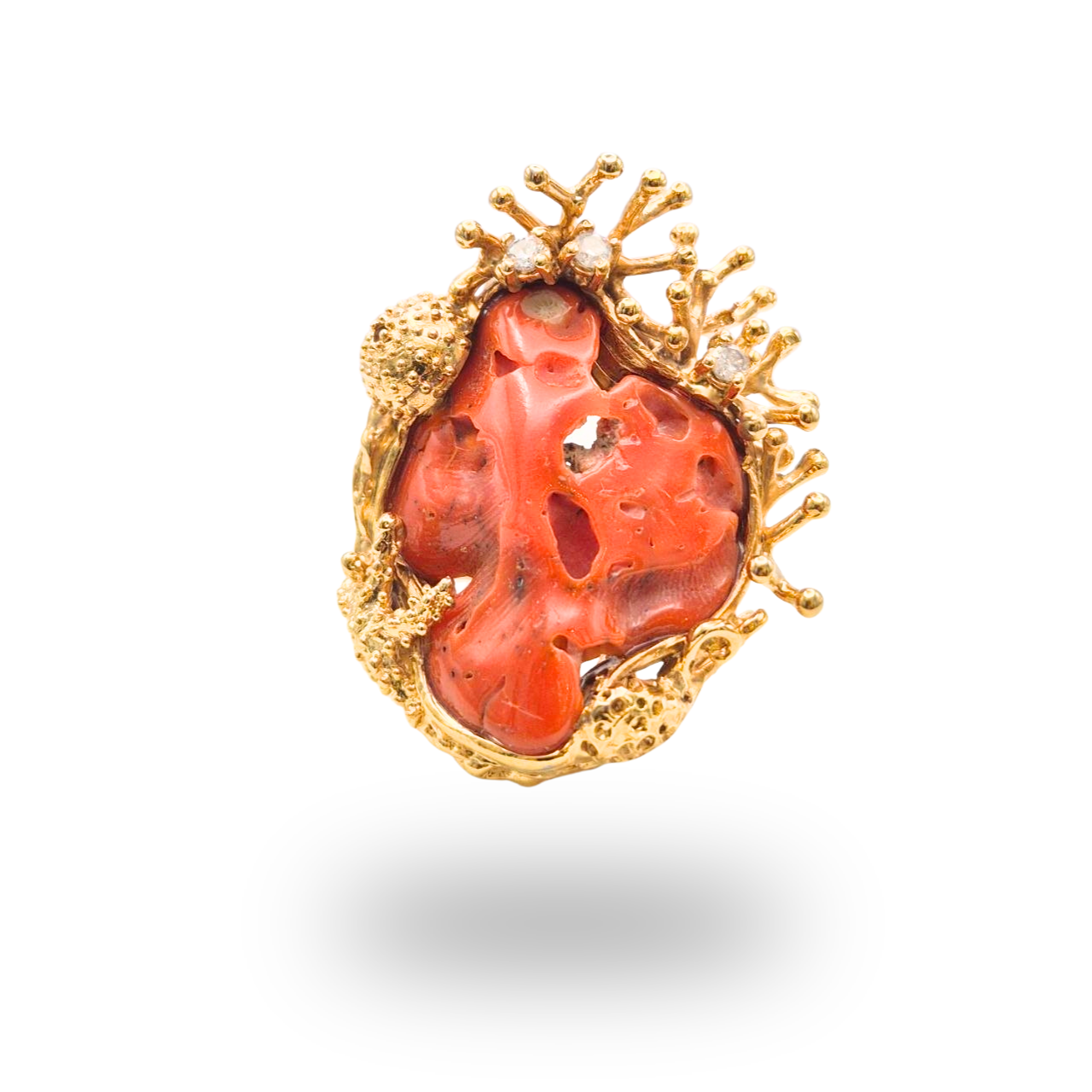 Anello in Bronzo dorato in tema marino con sasso di Corallo rosso Mediterraneo
