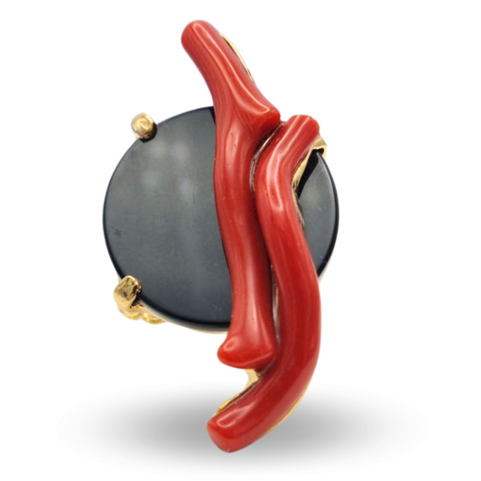 Anello in Argento 925 dorato con piastra in Onice e due rami di Corallo Rosso Mediterraneo