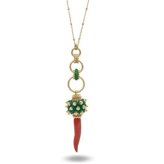 Necklace in 925 gold-plated silver with coral horn and jade tufts