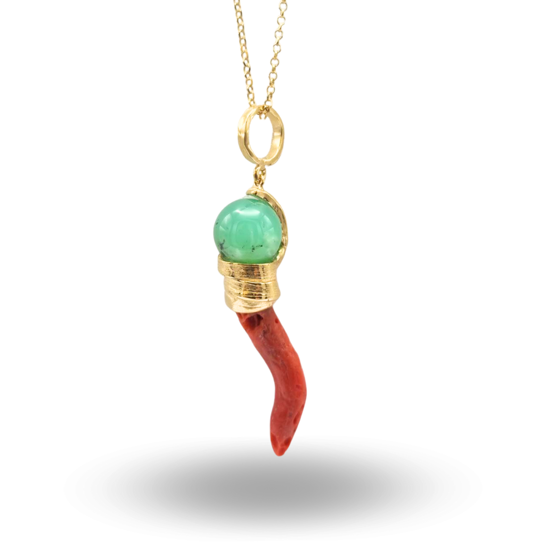 Ciondolo in Argento 925 dorato con Corno in Corallo rosso e Crisoprasio