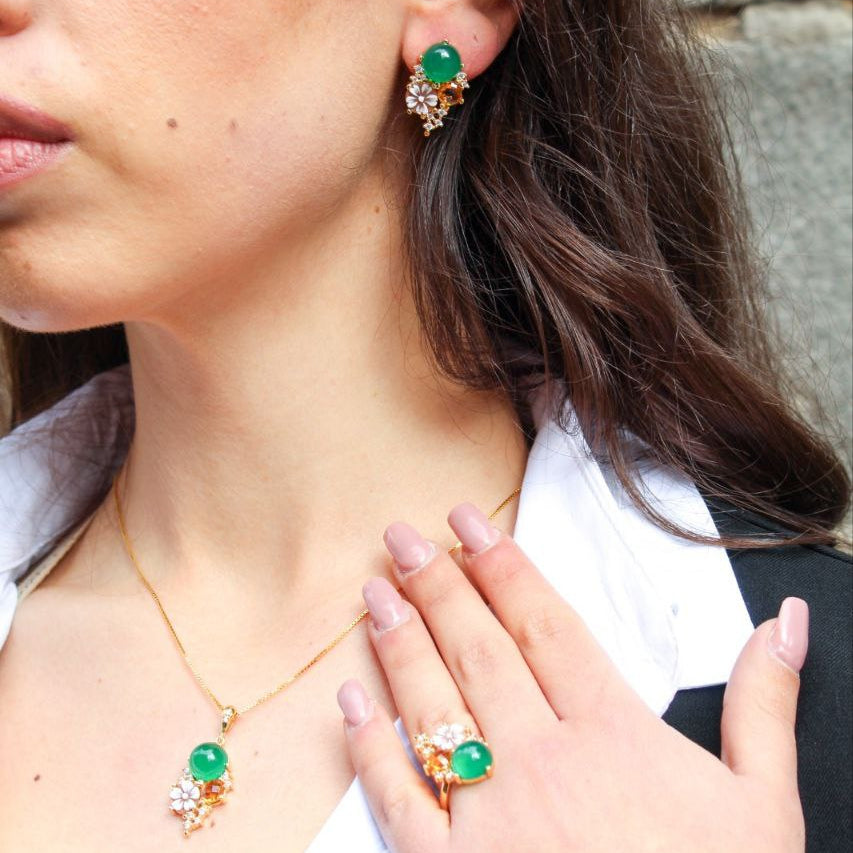 Anello in Argento 925 dorato con con Cammeo a fiore, Giada e Topazio giallo, Modello Vanity