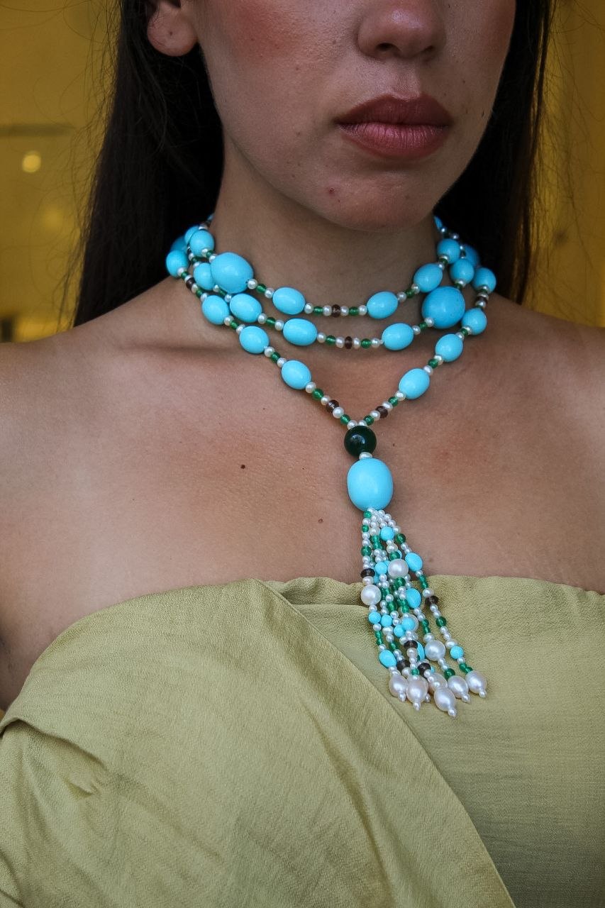 Collana in Pietre Naturali con ciuffo in Pasta di Turchese, Giada, Quarzo fumè e Perle