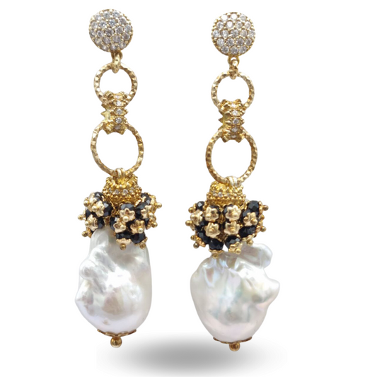 Earrings in gold-plated 925 silver with Scaramazze pearls and tufts of black spinels