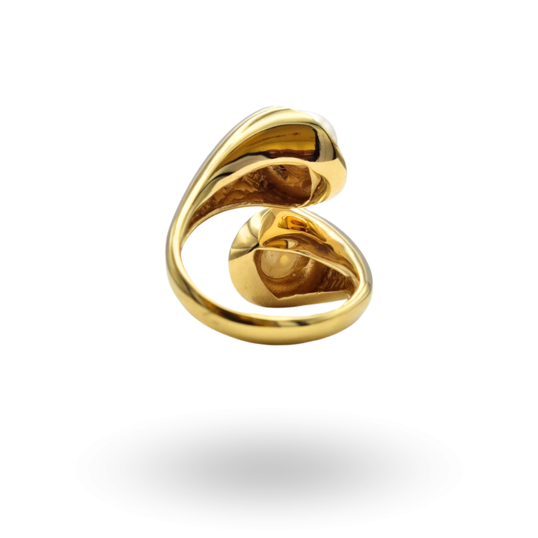 Anello contrariè in Argento 925 dorato effetto abbraccio con Perle e cerchi in Onice